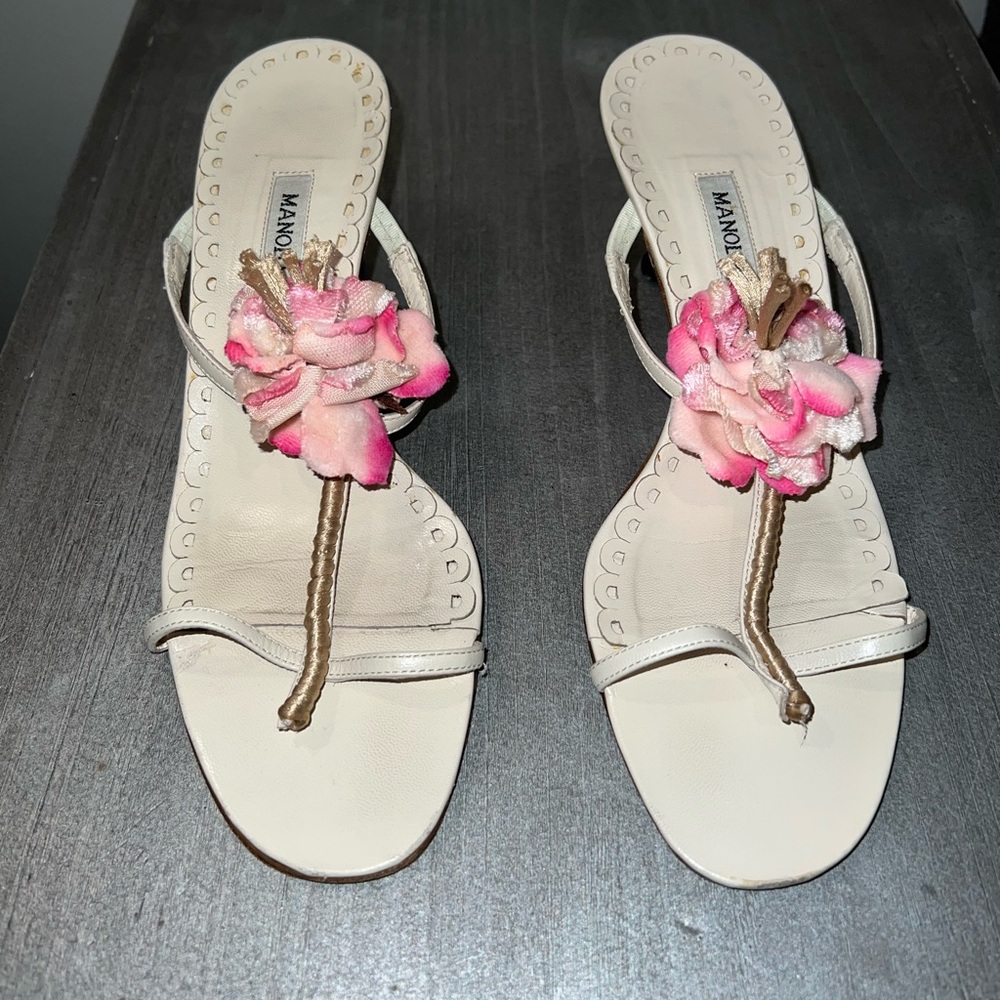 Manolo Blahnik white rose heels
